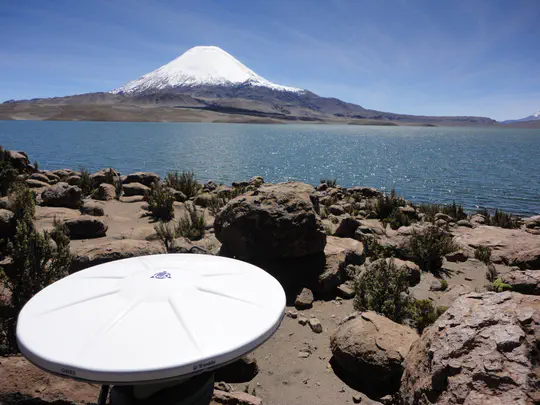 Atmospheric water vapor and precipitation processes in central and southern Chile